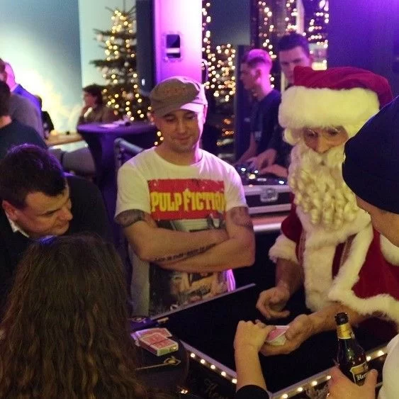 Magische Kerstman Emons Goochelaar Gerard Breda